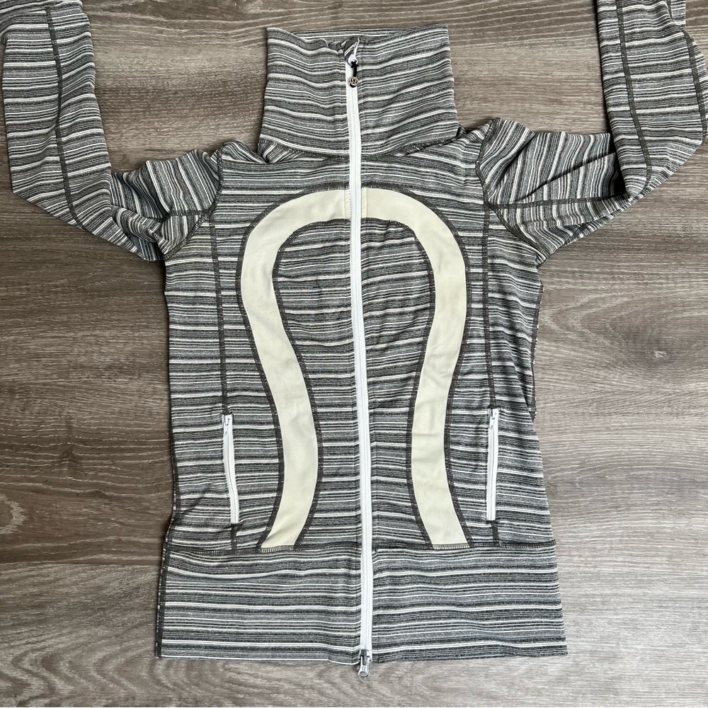 Lululemon Stride Jacket Full Zip Size 6 - Picture 10 of 11